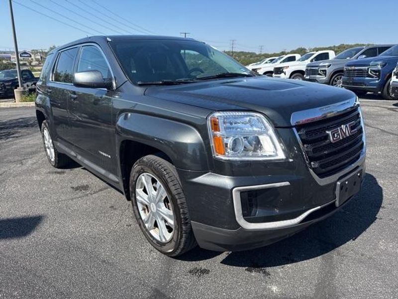 2017 Gmc Terrain SLE photo 3