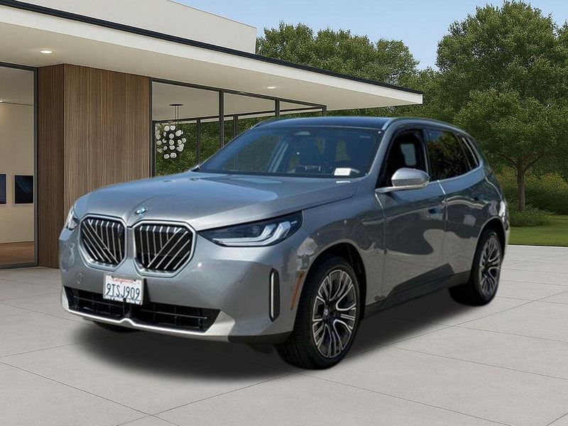 Used 2025 BMW X3 30 xDriveImage 2