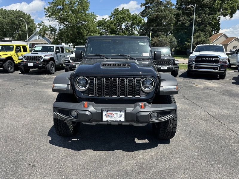 2024 Jeep Gladiator Mojave 4x4Image 3