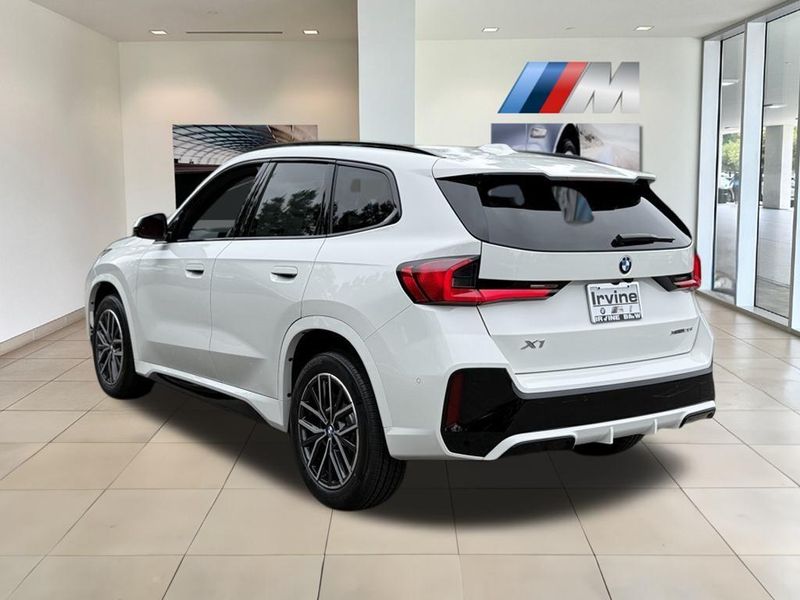 2025 BMW X1 xDrive28iImage 8