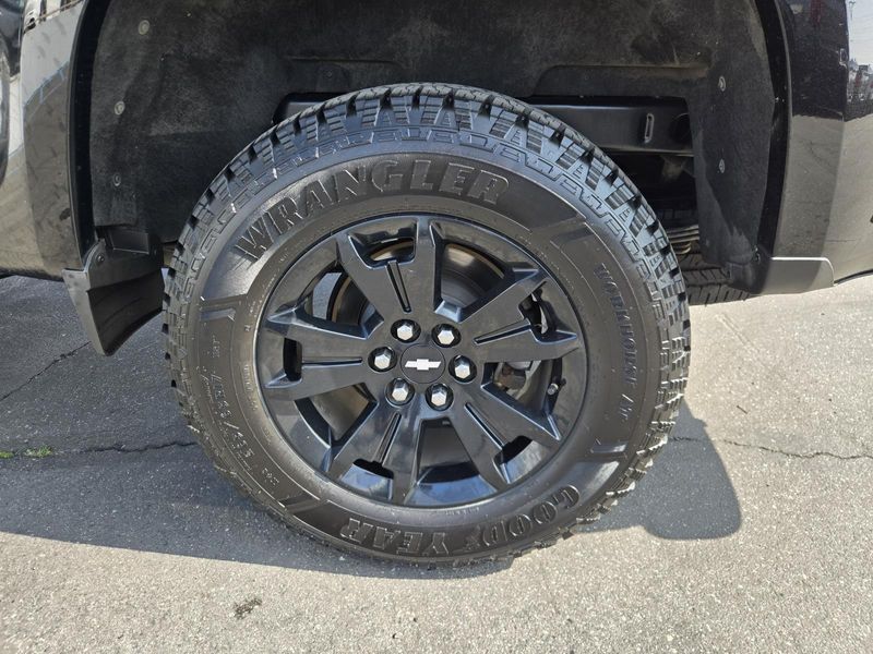 Used 2018 Chevrolet Colorado 4WD Crew Cab 128.3 Z71