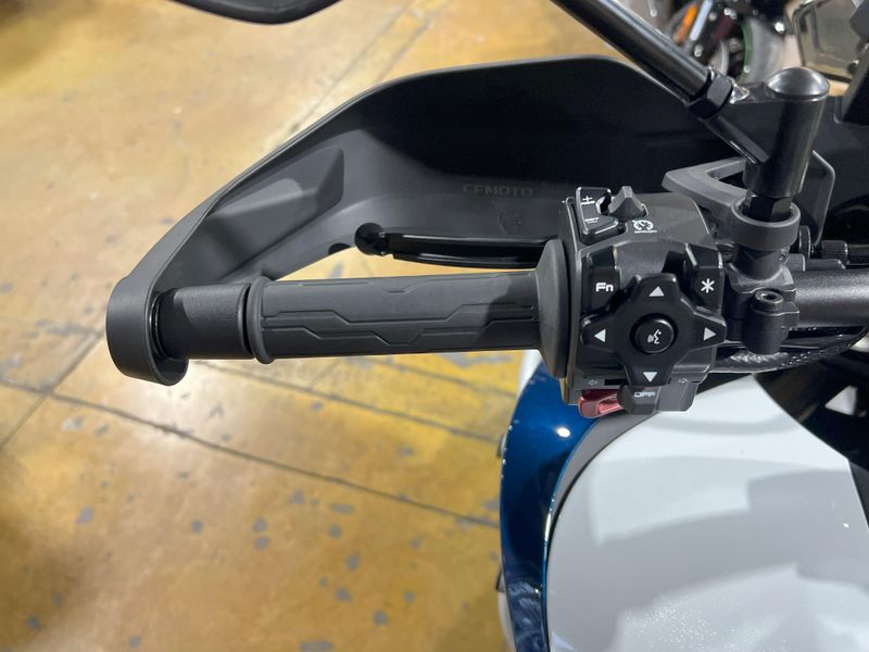 New 2025 CFMOTO IBEX 800-E Image 9