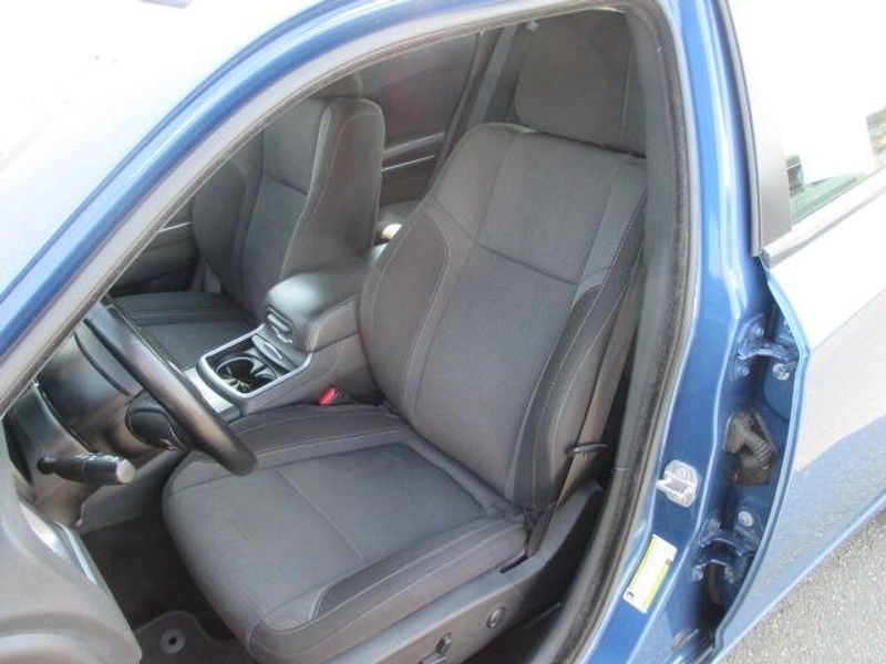 Used 2022 Dodge Charger SXTImage 12