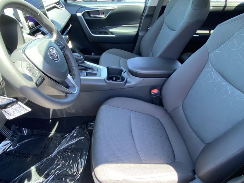 New 2025 Toyota RAV4 XLEImage 14