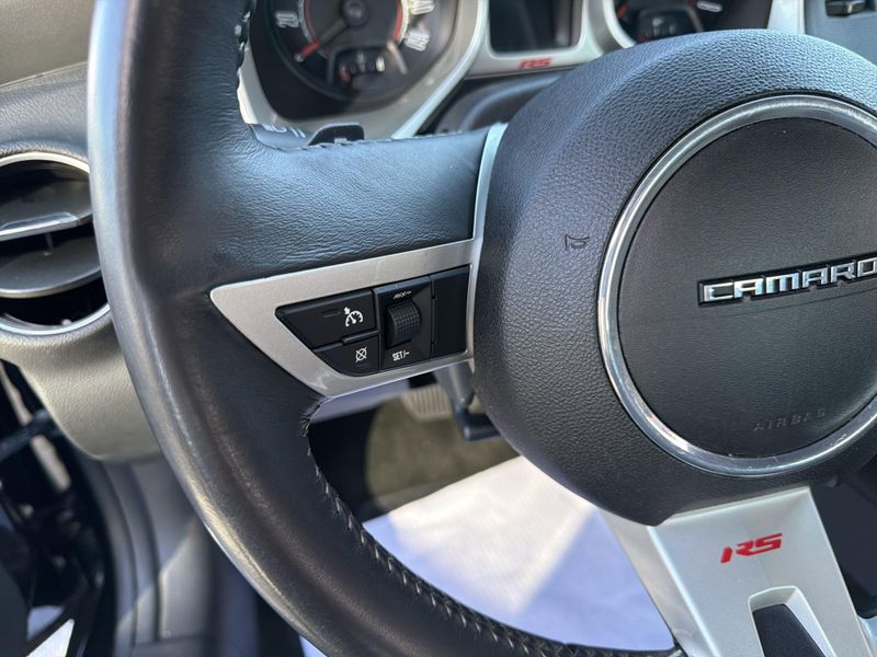 Used 2011 Chevrolet Camaro 2LTImage 27