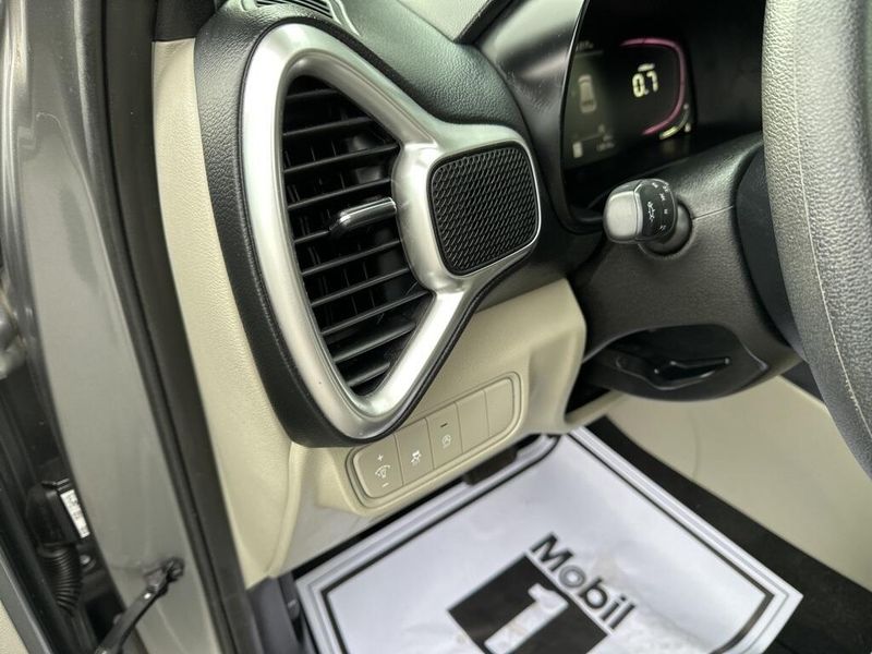 2023 Kia Soul LXImage 25