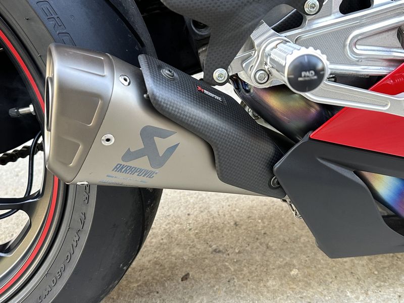 2018 Ducati Panigale V4 S  Image 7