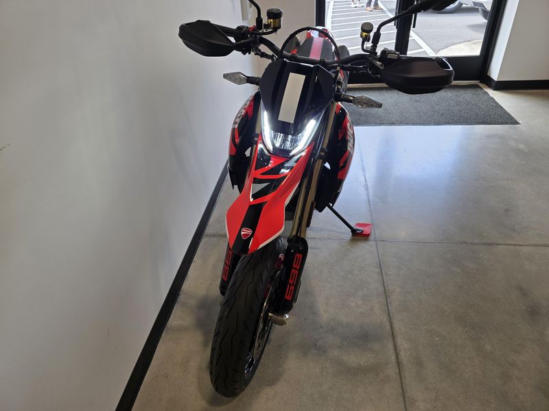 New 2025 Ducati Hypermotard 698 Mono RVE 