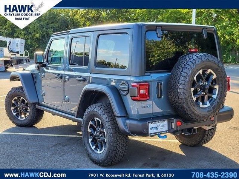 2024 Jeep Wrangler Rubicon 4xe photo 7