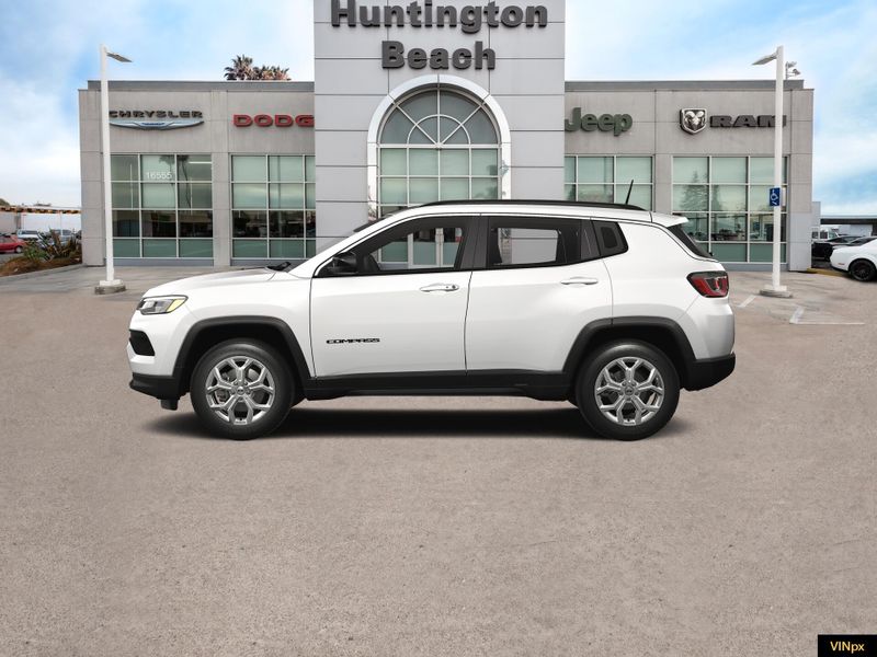 2025 Jeep Compass Latitude 4x4Image 3