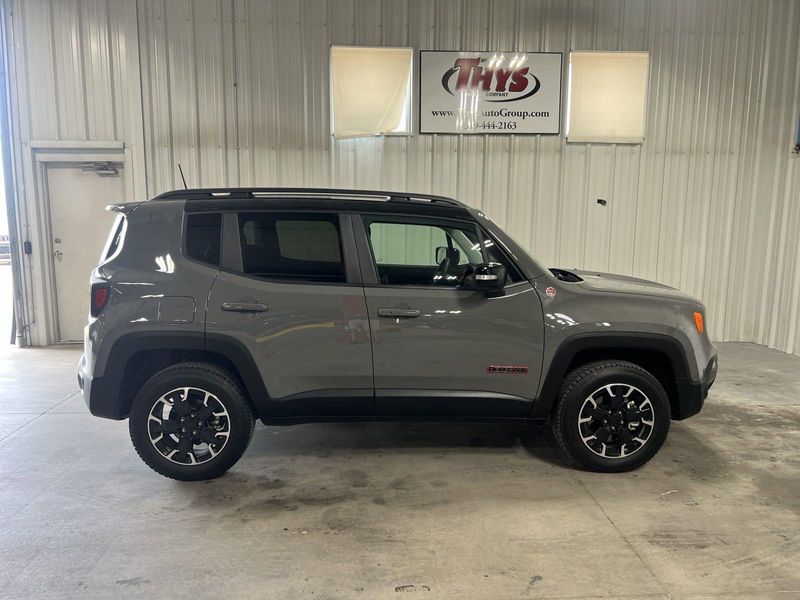 2023 Jeep Renegade TrailhawkImage 1