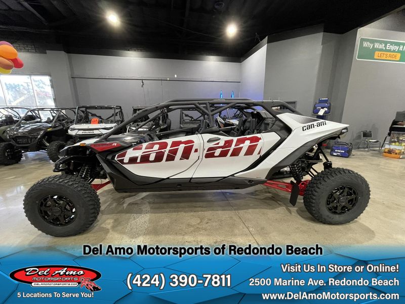 2025 Can-Am MAVERICK R MAX  999T DCTImage 9