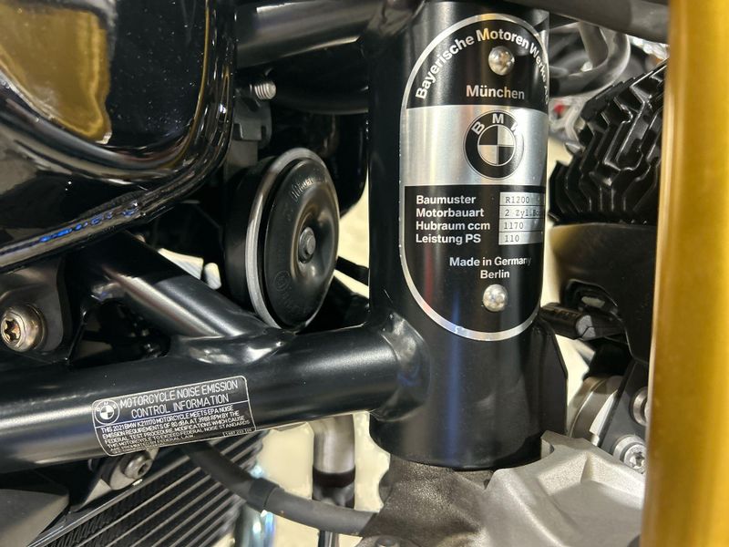 2021 BMW R nineT Image 23
