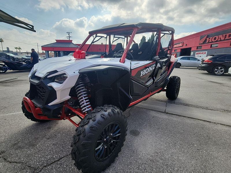 New 2025 Honda TALON1000R4 FOX LIVE VALVE Image 25