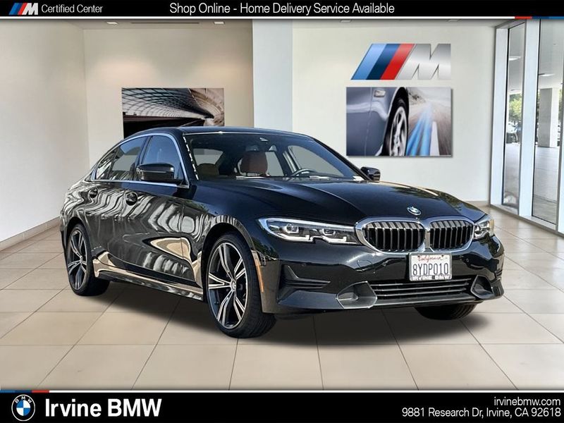 2022 BMW 3 Series 330iImage 1