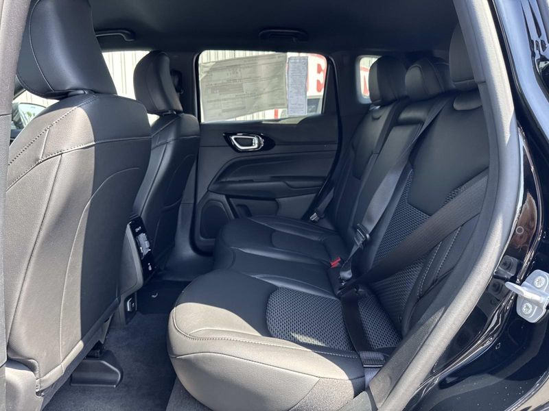 New 2026 Jeep Compass Latitude Altitude 4x4