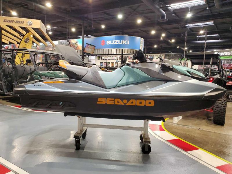 2025 Sea-Doo GTI SE 130 Image 11