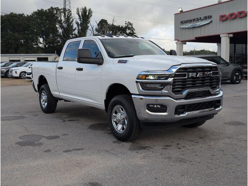 New 2026 RAM 2500 Tradesman Crew Cab 4x4 6