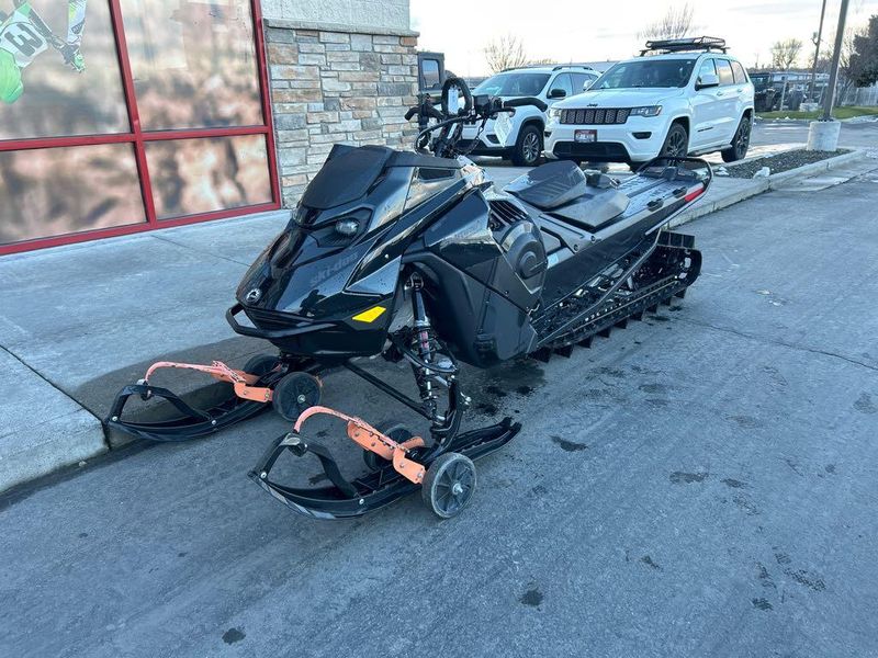 New 2025 Ski-Doo SUMMIT EDGE 850 S HAC 165 3P4F 850 ETEC 165 30 