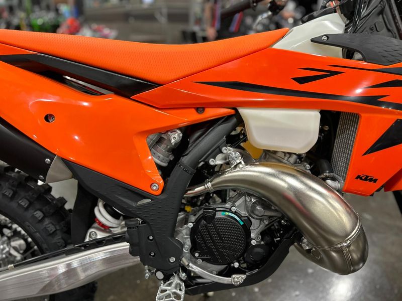 New 2025 KTM 150 XC-W Image 15