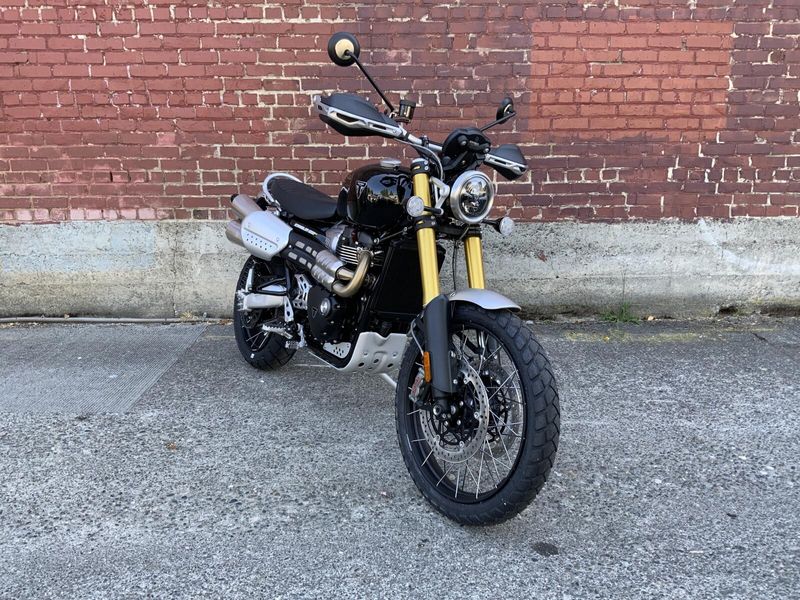 2025 Triumph SCRAMBLER 1200 XE