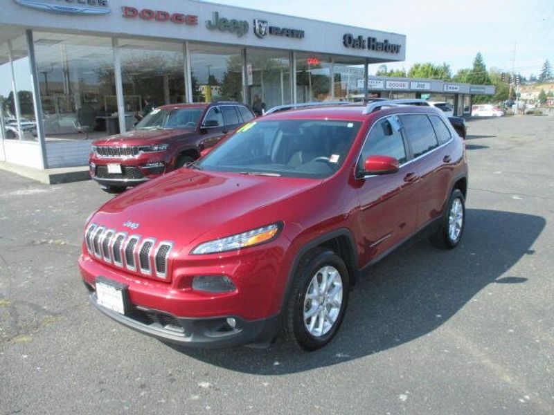 Used 2014 Jeep Cherokee LatitudeImage 2