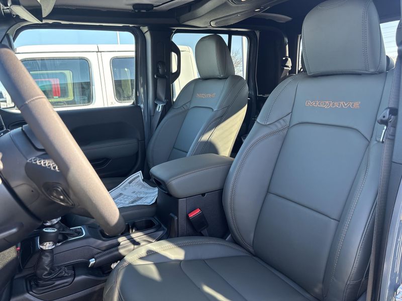 New 2026 Jeep Gladiator Mojave X 4x4Image 23