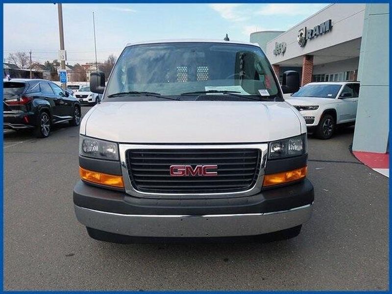 2022 GMC Savana Cargo Work VanImage 3