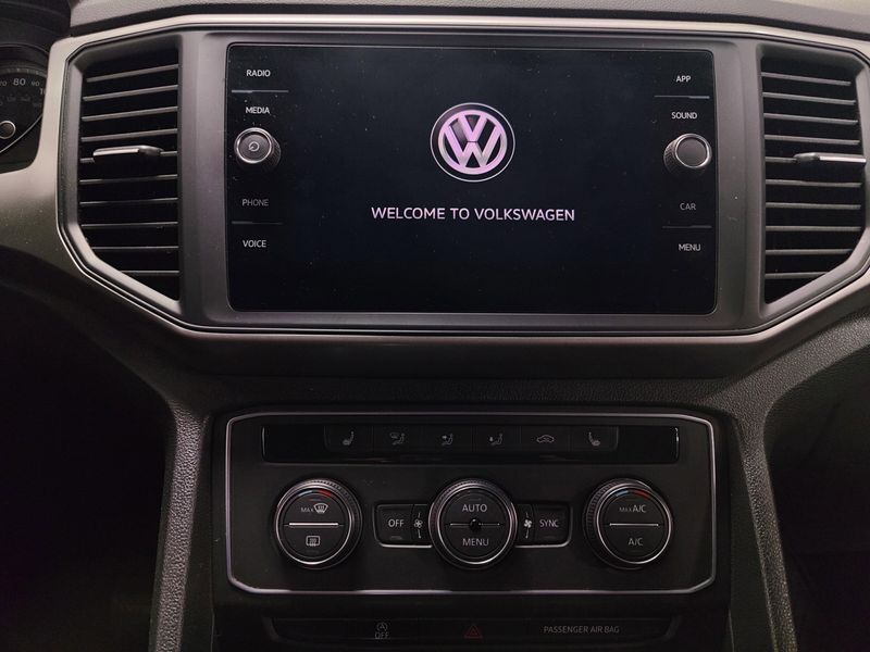 Used 2020 Volkswagen Atlas Cross Sport V6 AWD SE w/TechnologyImage 17