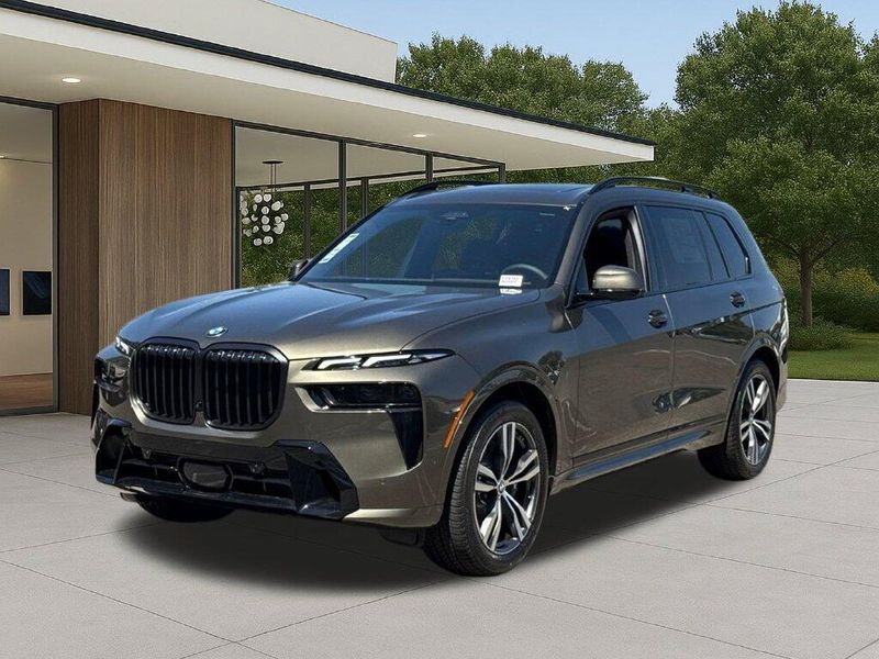 New 2027 BMW X7 xDrive40iImage 2