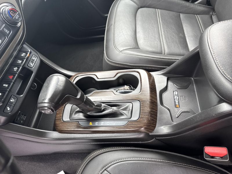 2020 Gmc Canyon Denali photo 16