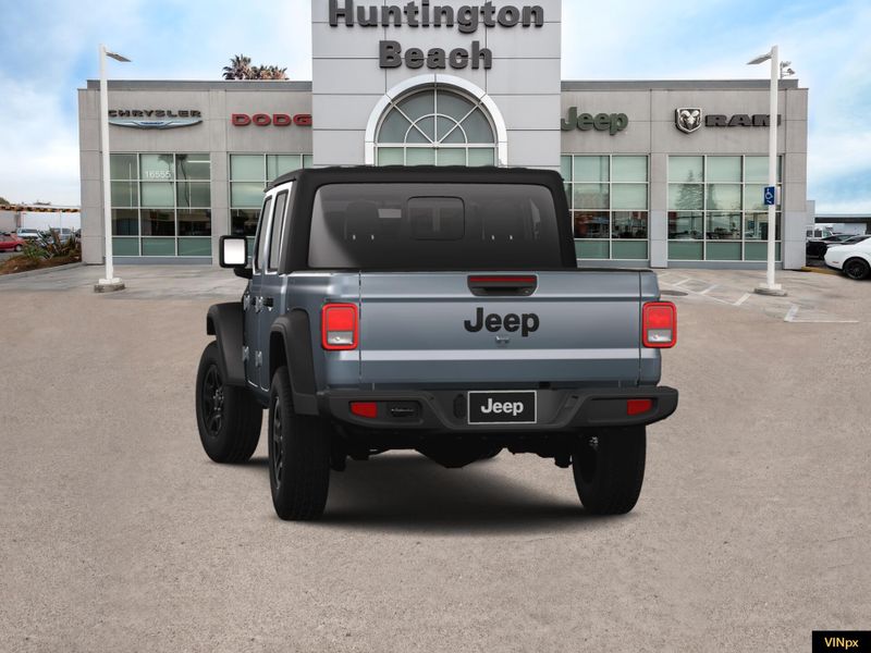 2025 Jeep Gladiator Sport 4x4Image 13