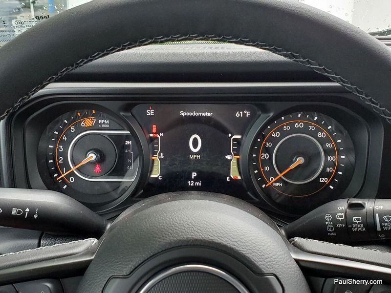 New 2025 Jeep Wrangler 4-door RubiconImage 29