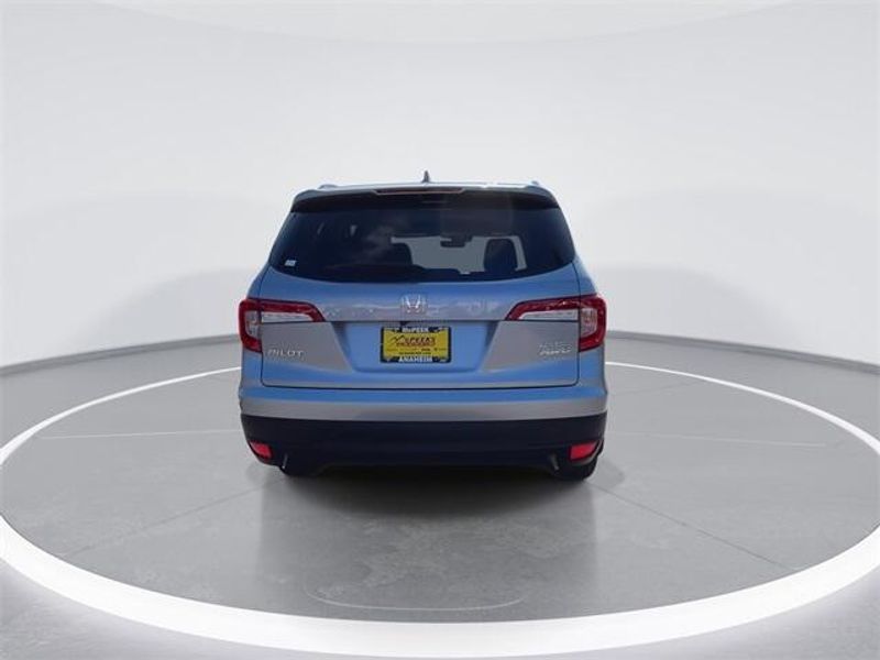2022 Honda Pilot Special Edition photo 6