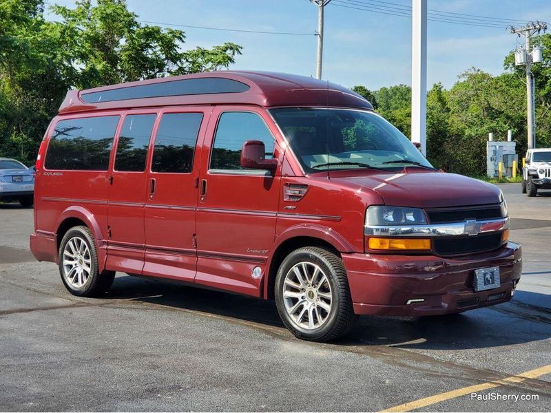 2024 Chevrolet Express Cargo Image 9