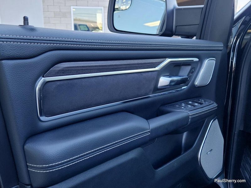 New 2026 RAM 1500 Laramie Crew Cab 4x4 5'7' Box