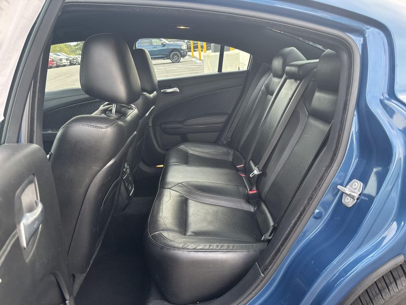 Used 2021 Dodge Charger SXTImage 27