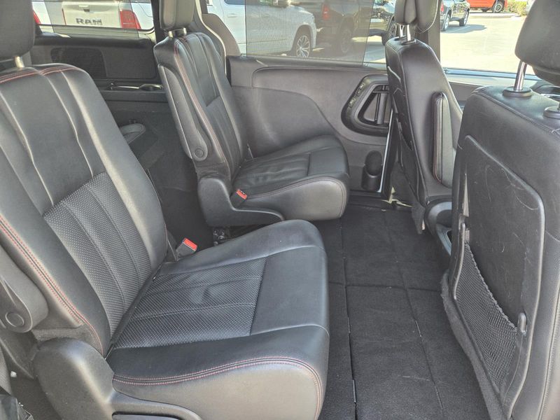 Used 2014 Dodge Grand Caravan 4dr Wgn R/T