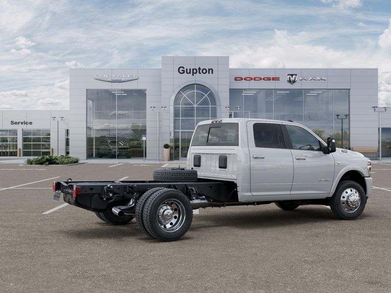 New 2026 RAM 4500 Big Horn Chassis Crew Cab 4x4 60