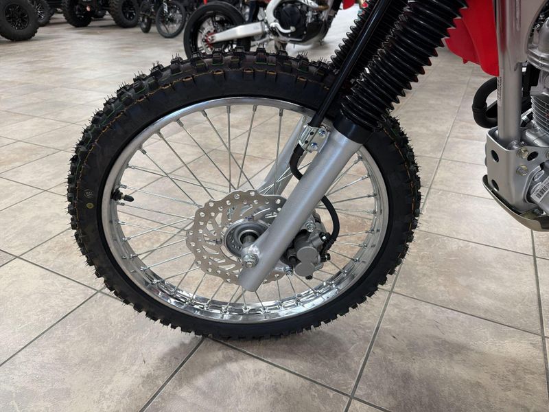 New 2027 Honda CRF125F BIG WHEEL Image 20