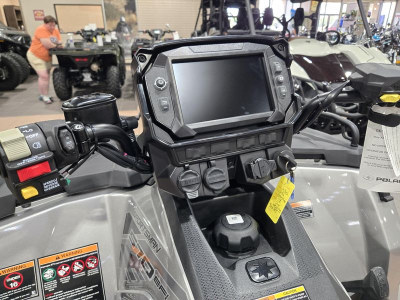 New 2025 Polaris SPORTSMAN 570 ULTIMATE TURBO SILVER Image 19