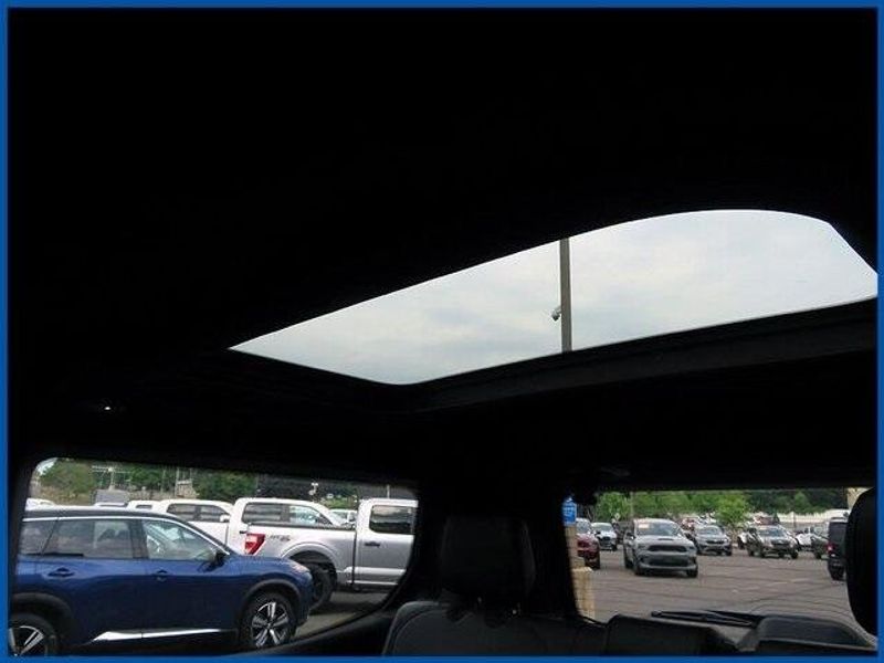 2025 Jeep Wagoneer Carbide 4x4Image 12
