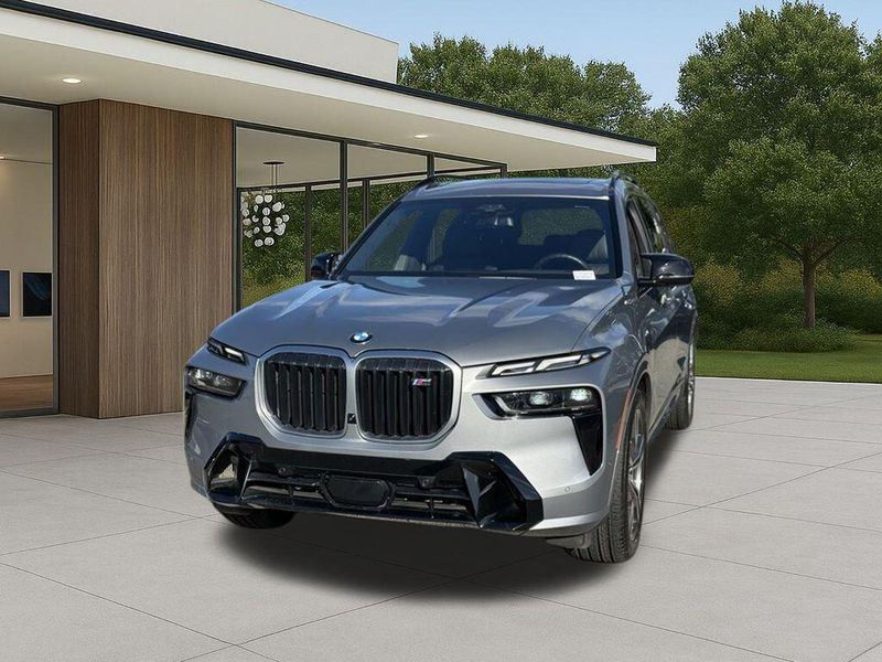 Used 2024 BMW X7 M60iImage 3