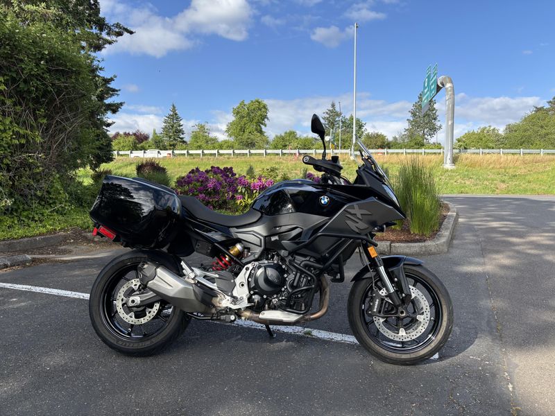 2022 BMW F 900 XR 
