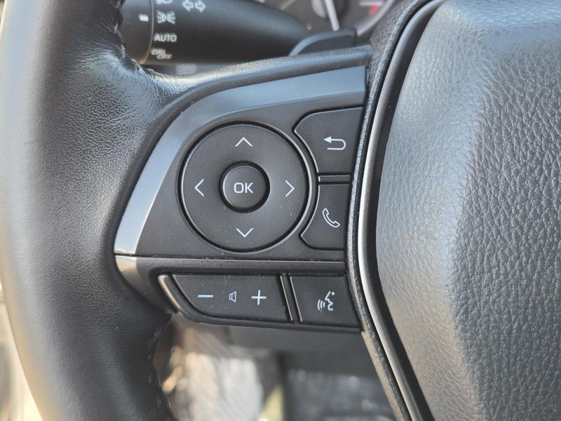 Used 2023 Toyota Camry SE Auto (Natl)