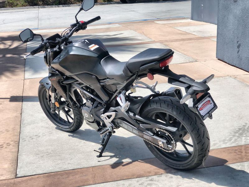 New 2026 Honda CB300R ABS Image 15