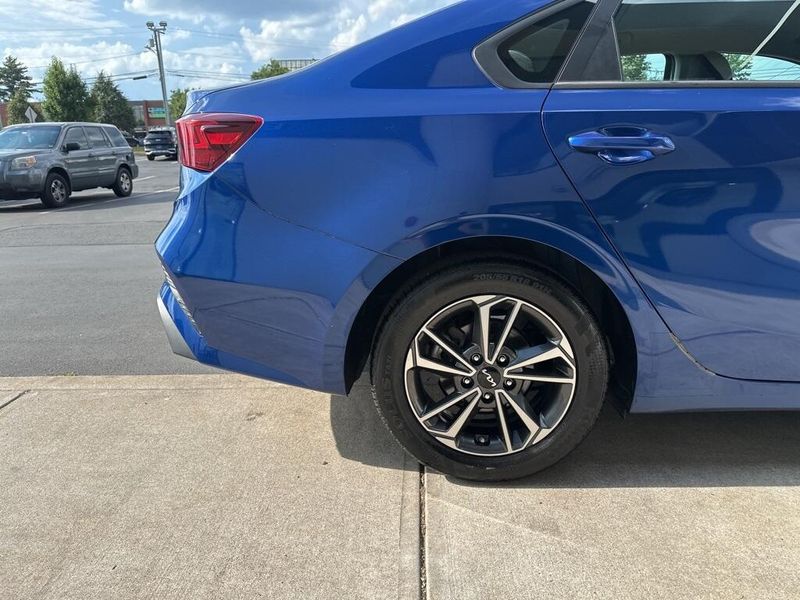 2023 Kia Forte LXSImage 13