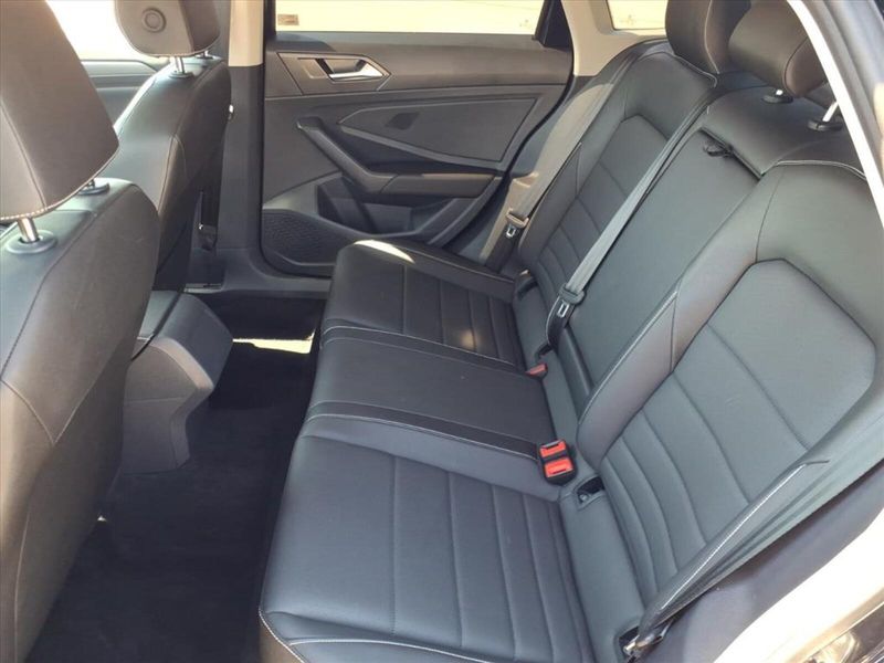2024 Volkswagen Jetta SE photo 19