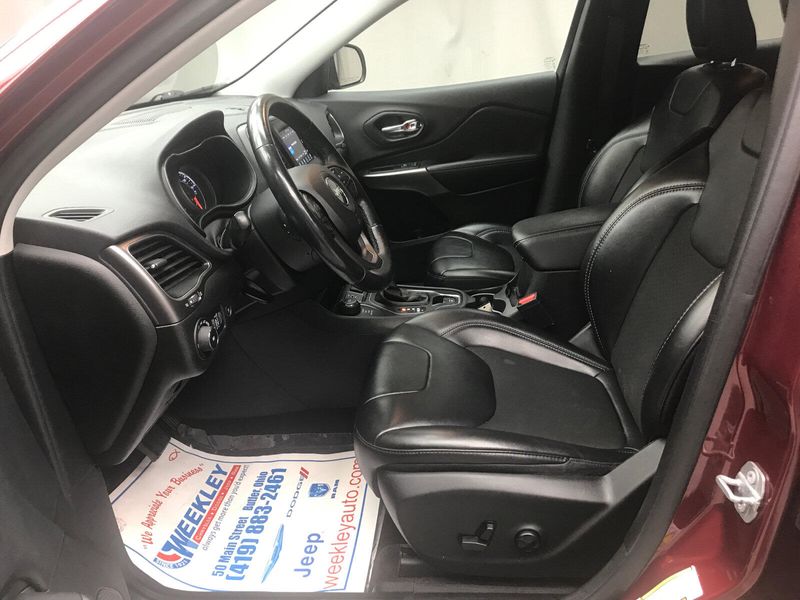 Used 2019 Jeep Cherokee Latitude PlusImage 4