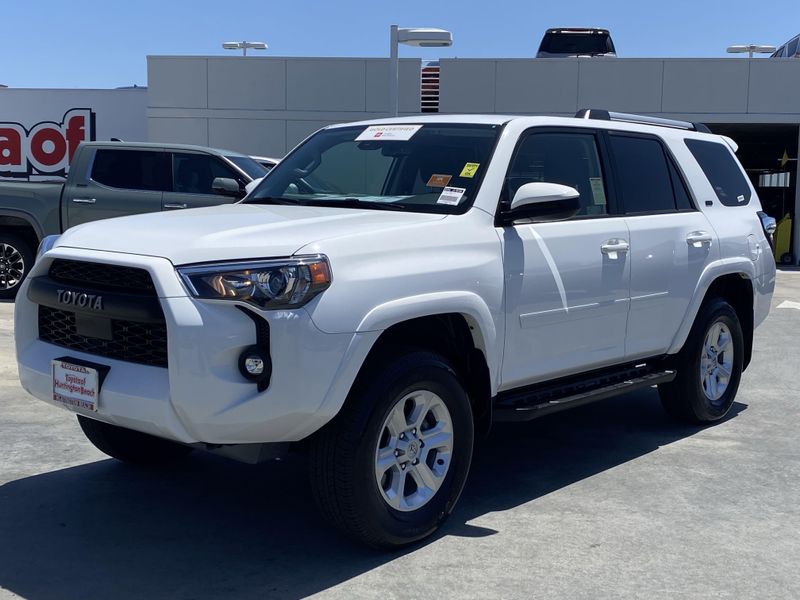 2023 Toyota 4Runner SR5Image 8